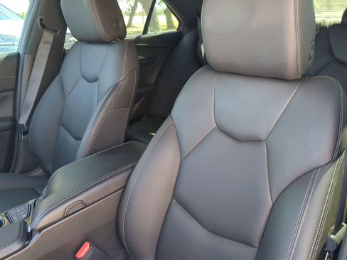 Used 2023 Cadillac CT4 Luxury w/ Cold Weather Package image 10