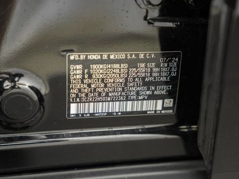 Used 2025 Honda HR-V Sport image 35