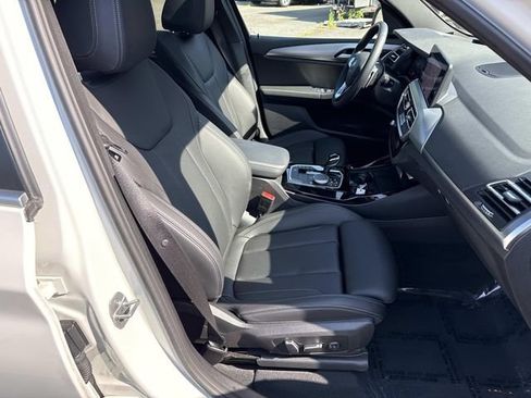Used 2024 BMW X3 xDrive30i AWD/4WD image 9