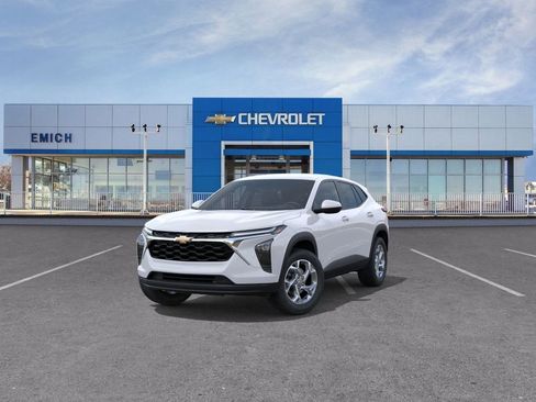 New 2026 Chevrolet Trax LS w/ LS Convenience Package image 8