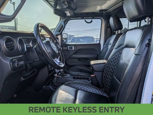 Used 2021 Jeep Gladiator Overland AWD/4WD image 16