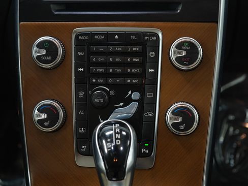 Used 2016 Volvo S60 T5 Premier w/ Climate Package image 17