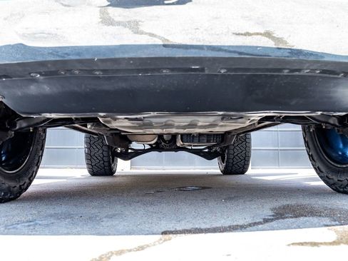 Used 2022 GMC Yukon SLT w/ SLT Premium Package RWD image 14