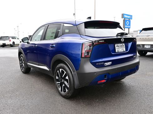 New 2026 Nissan Kicks SV image 6