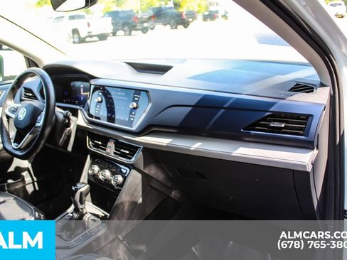 Used 2024 Volkswagen Taos SE FWD image 23
