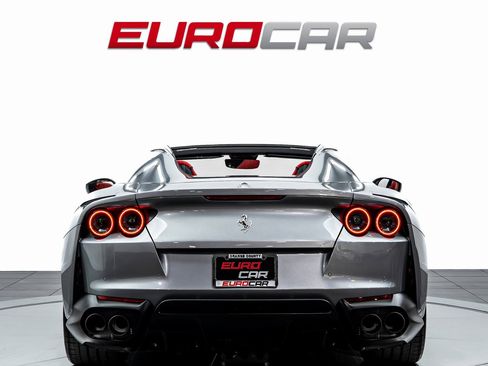 Used 2022 Ferrari 812 GTS image 5
