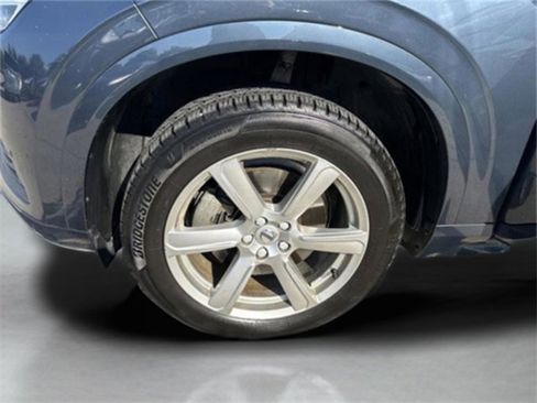 Used 2023 Volvo XC90 B5 Core image 24