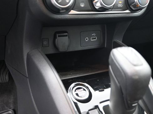 Certified 2025 Nissan Versa SV w/ Trunk Package FWD image 25