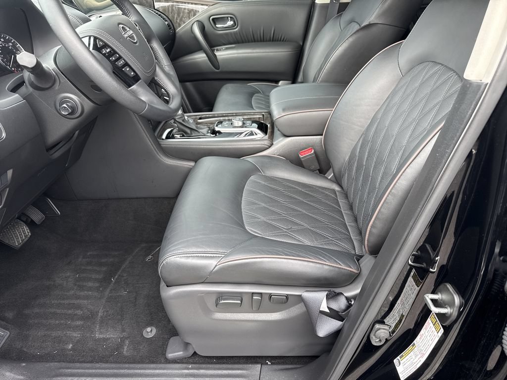 Used 2024 Nissan Armada Platinum w/ Captain's Chairs Package AWD/4WD image 9