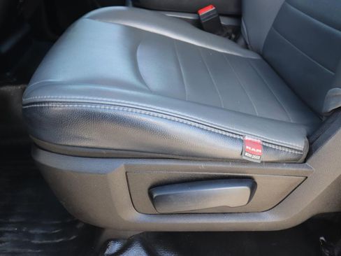 Used 2022 RAM 1500 Tradesman image 17