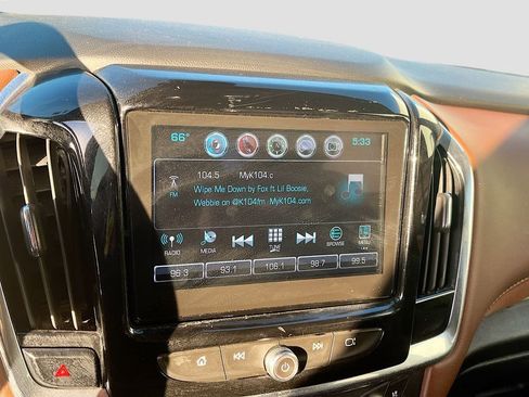Used 2018 Chevrolet Traverse High Country w/ LPO, Cargo Package AWD/4WD image 15