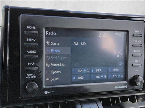 Used 2022 Toyota RAV4 LE image 18