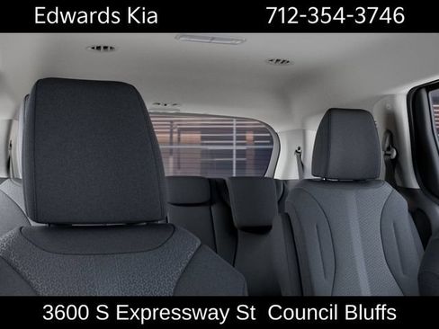 New 2026 Kia Carnival LX FWD image 30