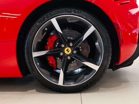 Used 2022 Ferrari SF90 Stradale AWD/4WD image 15