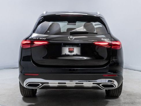 Used 2023 Mercedes-Benz GLC 300 4MATIC image 6
