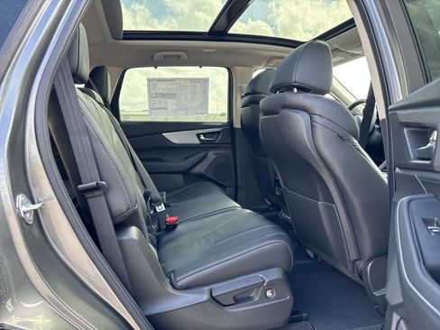 Used 2024 Acura MDX SH-AWD w/ Technology Package image 23