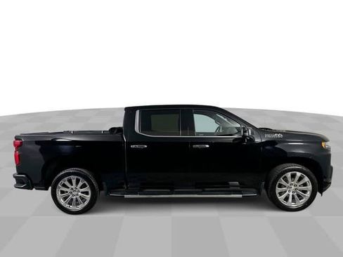 Used 2021 Chevrolet Silverado 1500 High Country w/ Technology Package AWD/4WD image 9