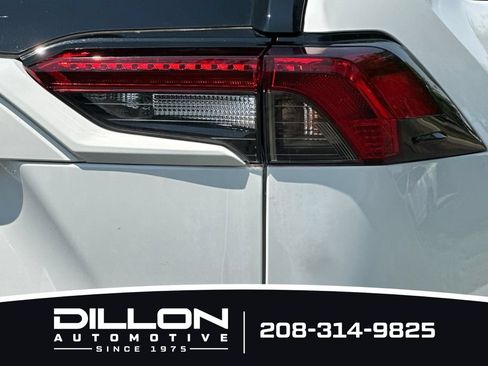 Used 2022 Toyota RAV4 LE AWD/4WD image 28