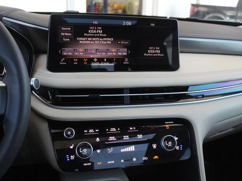 Used 2022 INFINITI QX60 Luxe w/ Cargo Package FWD image 13