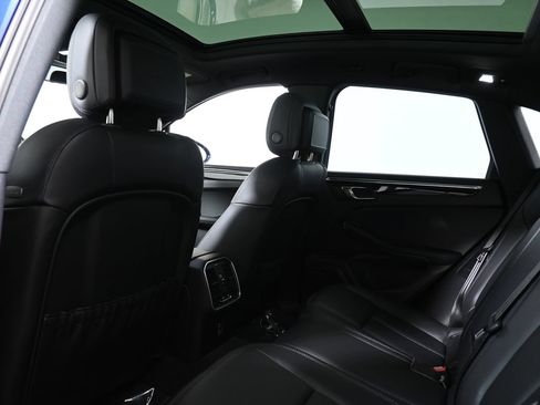 Used 2026 Porsche Macan S AWD/4WD image 36