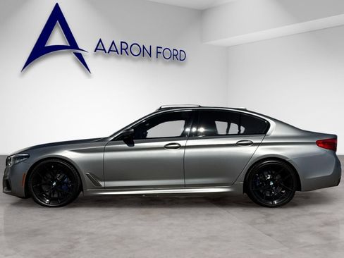 Used 2019 BMW M550i xDrive image 2