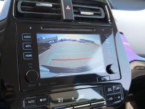 Used 2016 Toyota Prius Four image 24