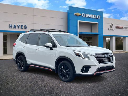 Used 2023 Subaru Forester Sport image 1