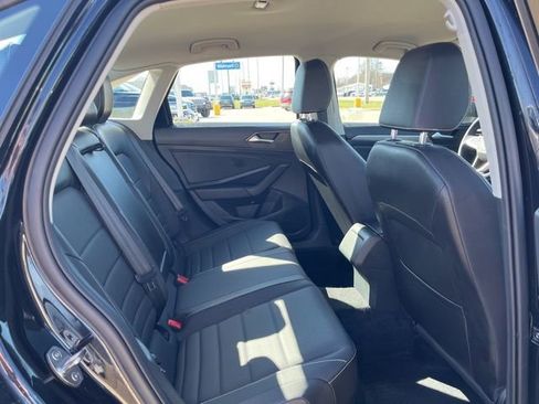 Used 2022 Volkswagen Jetta SE FWD image 20