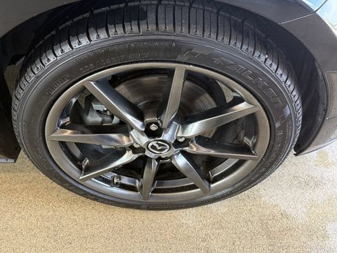 Used 2019 MAZDA MX-5 Miata Grand Touring RWD image 6