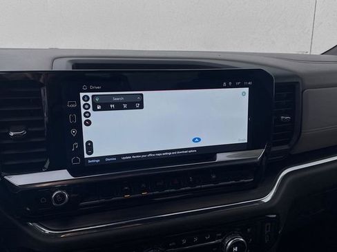 Used 2024 GMC Sierra 1500 SLT w/ SLT Premium Package AWD/4WD image 15