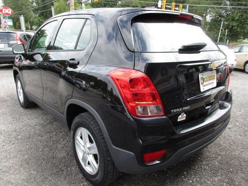 Used 2017 Chevrolet Trax LS AWD/4WD image 6