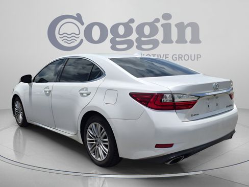 Used 2017 Lexus ES 350 FWD image 3