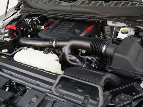 Used 2025 Ford F150 Raptor AWD/4WD image 45