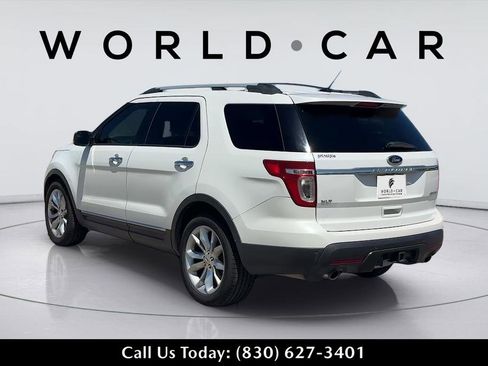 Used 2014 Ford Explorer XLT w/ Equipment Group 202A FWD image 11