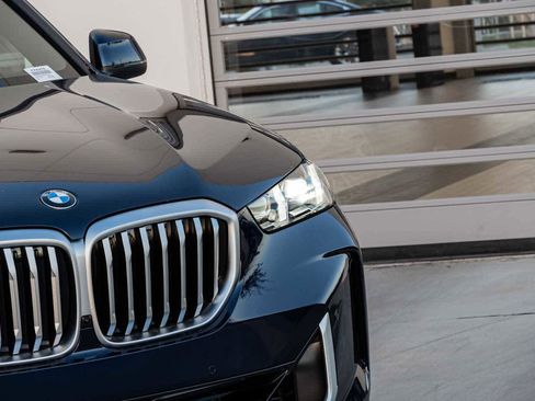 New 2026 BMW X5 xDrive40i w/ Executive Package image 6