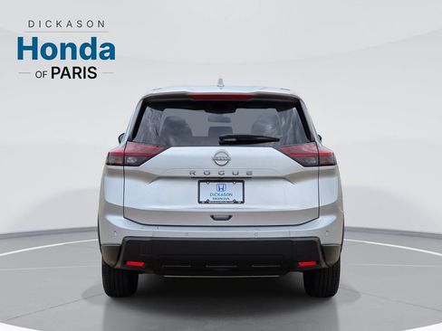 Used 2025 Nissan Rogue SV FWD image 6