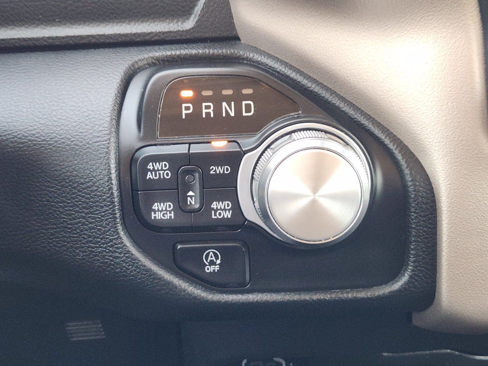 Used 2022 RAM 1500 Laramie AWD/4WD image 20