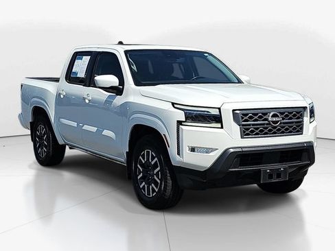 Used 2024 Nissan Frontier SL w/ Technology Package RWD image 3
