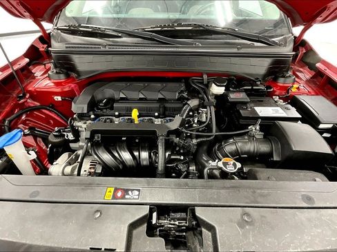 Used 2022 Hyundai Venue SEL w/ Cargo Package image 12