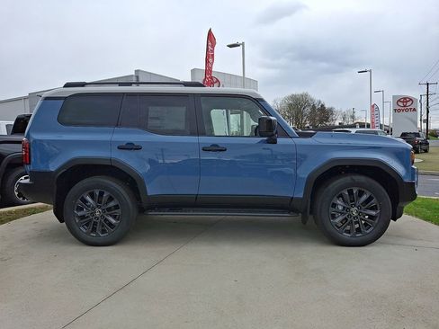New 2026 Toyota Land Cruiser AWD/4WD image 5