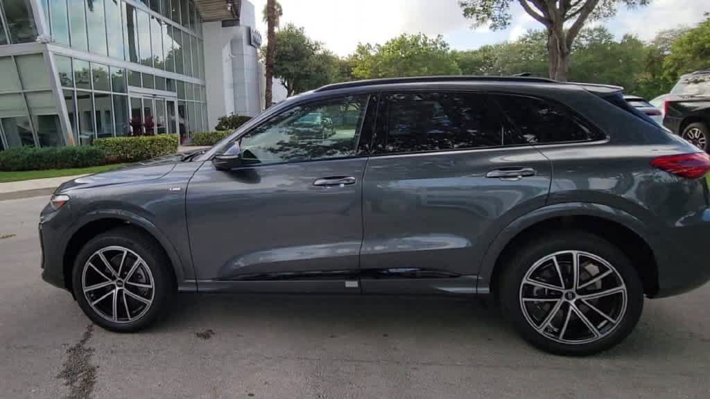 New 2026 Audi Q5 Premium Plus AWD/4WD image 4