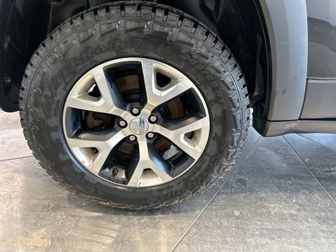 Used 2014 Jeep Cherokee Trailhawk w/ Leather Interior Group image 17