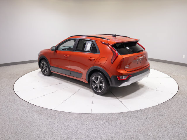 Used 2023 Kia Niro EX FWD image 31