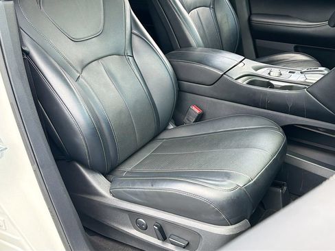 Used 2023 INFINITI QX60 Luxe w/ Cargo Package AWD/4WD image 28