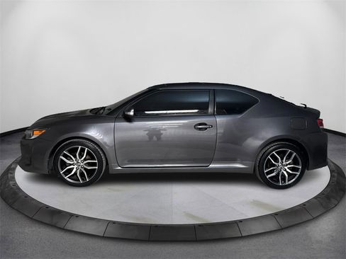 Used 2016 Scion tC 10 Series image 8