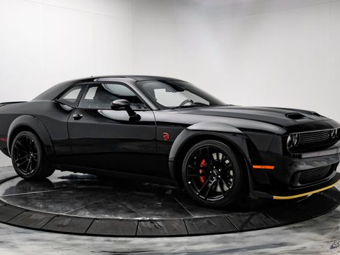 Used 2022 Dodge Challenger SRT Hellcat image 22