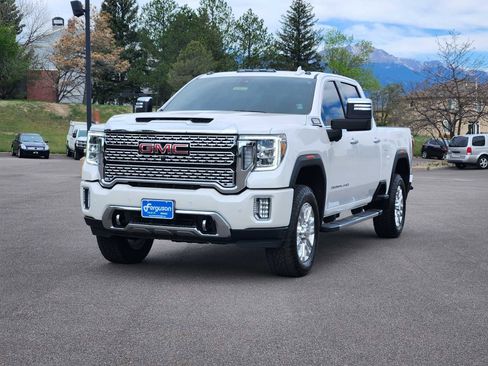 Used 2022 GMC Sierra 2500 Denali AWD/4WD image 4