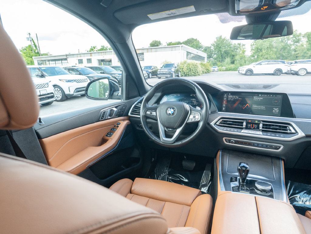 Used 2022 BMW X5 xDrive40i w/ Premium Package AWD/4WD image 19