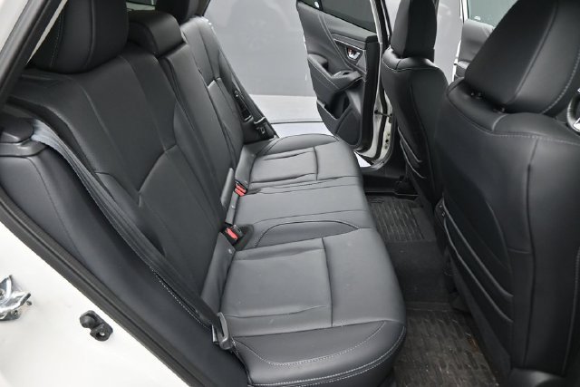 Used 2025 Subaru Outback Touring XT AWD/4WD image 16