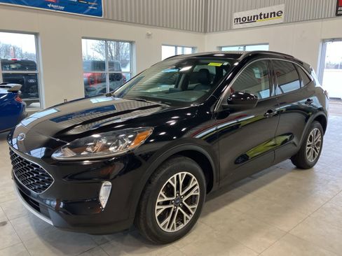 Used 2020 Ford Escape SEL image 1